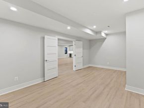 402 Marshall Road SW, Vienna VA 22180