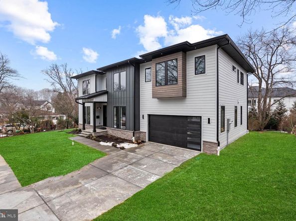 402 Marshall Road SW, Vienna VA 22180