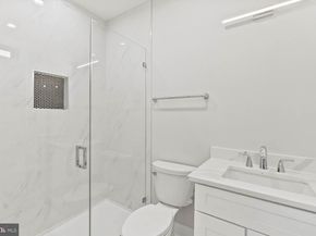 402 Marshall Road SW, Vienna VA 22180