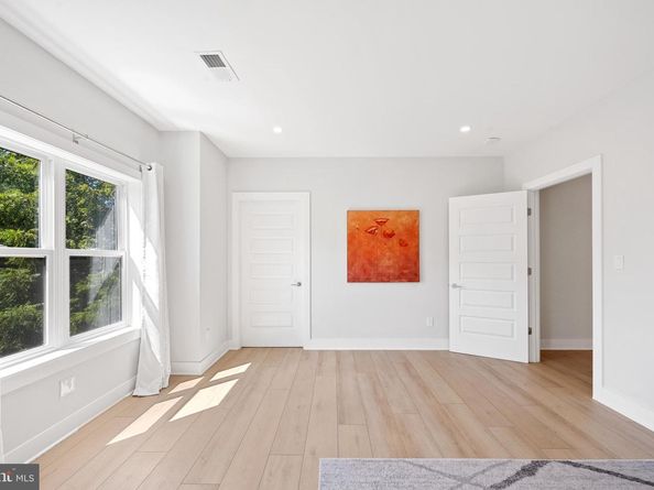 7214 Shreve Road, Falls Church VA 22043