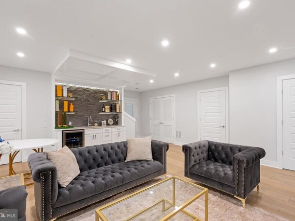 7214 Shreve Road, Falls Church VA 22043