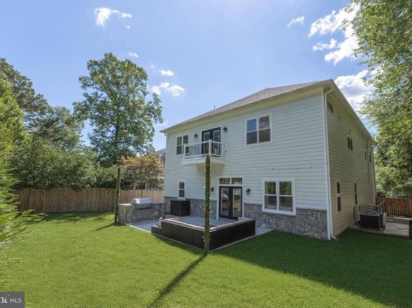 7214 Shreve Road, Falls Church VA 22043