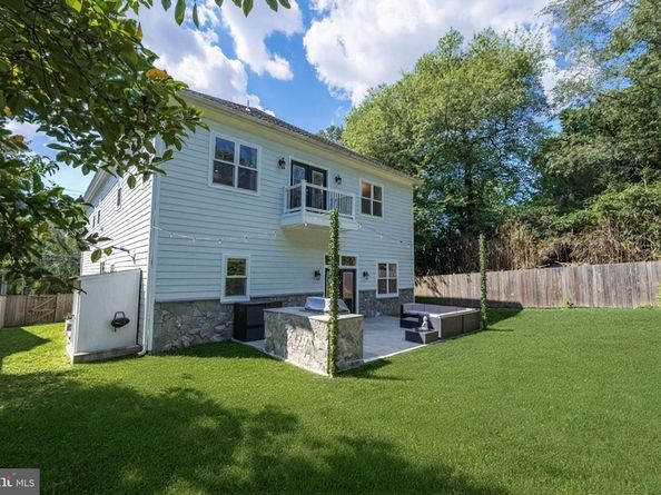7214 Shreve Road, Falls Church VA 22043