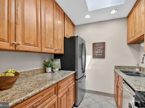 2711 Ordway Street NW 300, Washington DC 20008