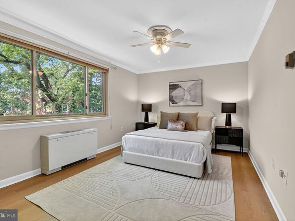 2711 Ordway Street NW 300, Washington DC 20008
