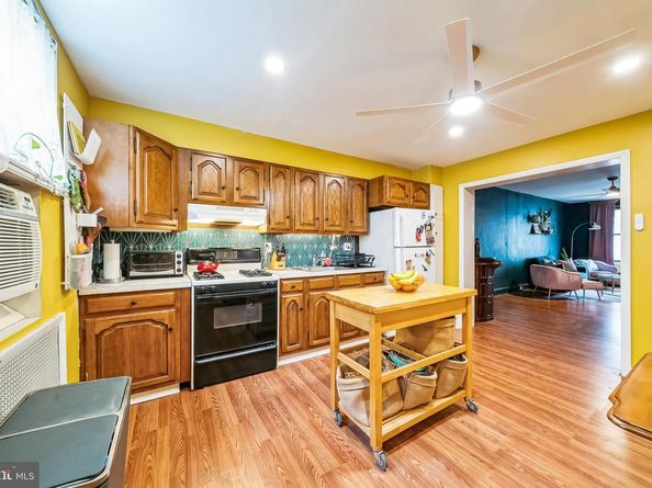 1120 Emily Street, Philadelphia PA 19148