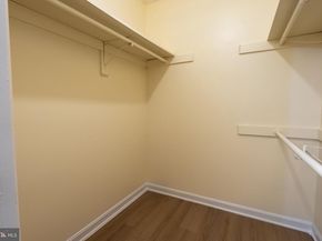 2820 Lee Oaks Place 302, Falls Church VA 22046