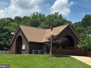 2820 Lee Oaks Place 302, Falls Church VA 22046