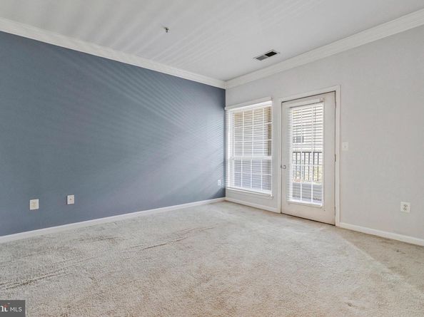 4862 Eisenhower Avenue 272, Alexandria VA 22304