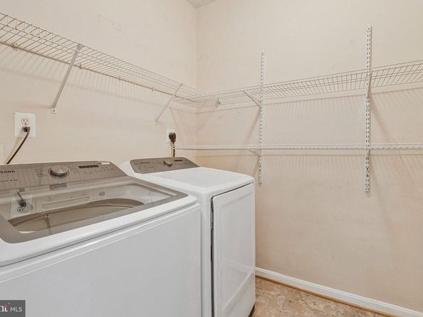 4862 Eisenhower Avenue 272, Alexandria VA 22304
