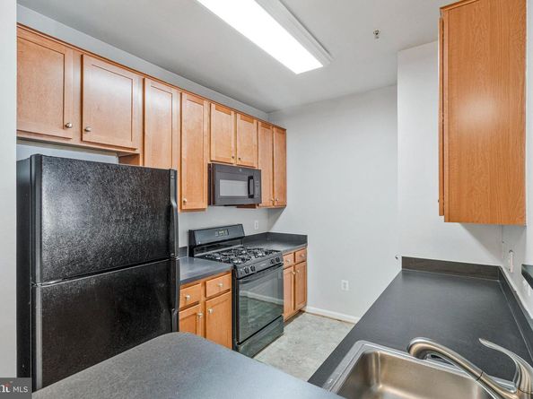4862 Eisenhower Avenue 272, Alexandria VA 22304