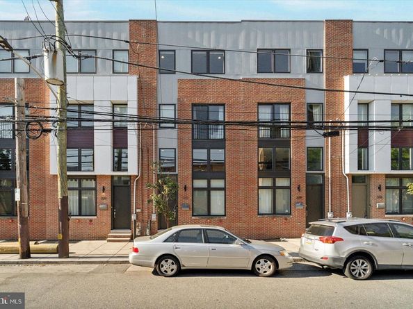 322 Fairmount Avenue, Philadelphia PA 19123