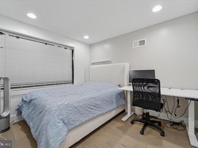 322 Fairmount Avenue, Philadelphia PA 19123