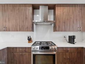 322 Fairmount Avenue, Philadelphia PA 19123
