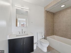 322 Fairmount Avenue, Philadelphia PA 19123