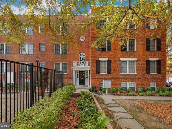 504 Bashford Lane 3131, Alexandria VA 22314