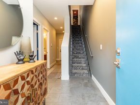 422 Fairmount Avenue, Philadelphia PA 19123