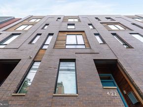 422 Fairmount Avenue, Philadelphia PA 19123
