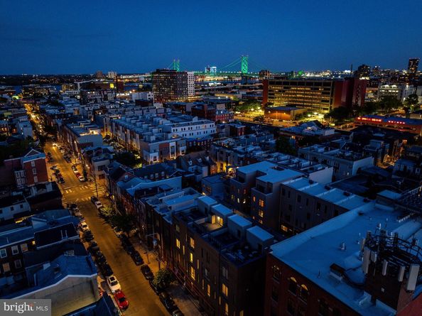 422 Fairmount Avenue, Philadelphia PA 19123