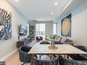 422 Fairmount Avenue, Philadelphia PA 19123
