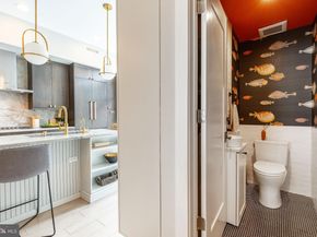 422 Fairmount Avenue, Philadelphia PA 19123