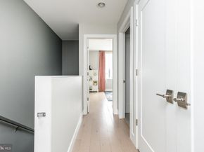 422 Fairmount Avenue, Philadelphia PA 19123