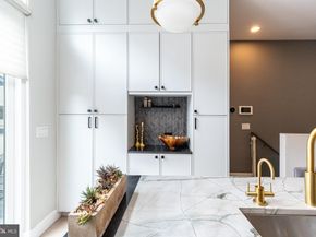 422 Fairmount Avenue, Philadelphia PA 19123