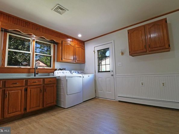 2367 Chipmunk Lane, Secane PA 19018