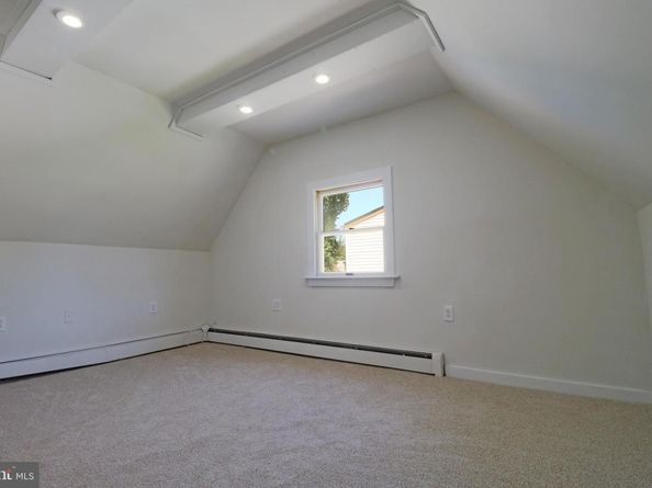 2367 Chipmunk Lane, Secane PA 19018