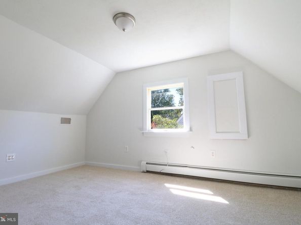 2367 Chipmunk Lane, Secane PA 19018