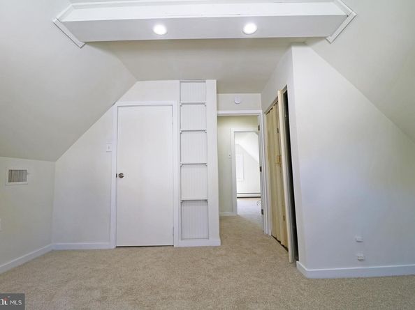 2367 Chipmunk Lane, Secane PA 19018