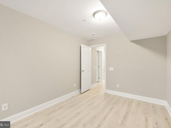 1753 W SE C, Washington DC 20020
