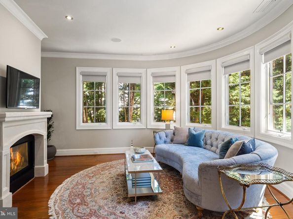 6413 Garnett Drive, Chevy Chase MD 20815