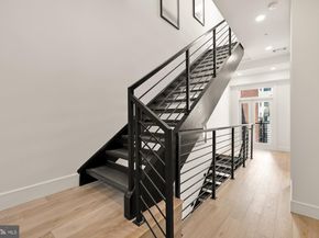 1729 T Street NW 4, Washington DC 20009