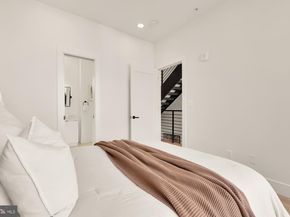 1729 T Street NW 4, Washington DC 20009