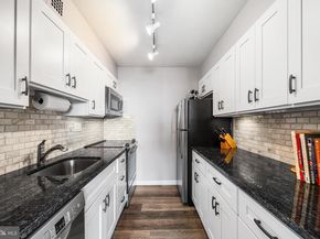 224 W Rittenhouse Square 2308, Philadelphia PA 19103
