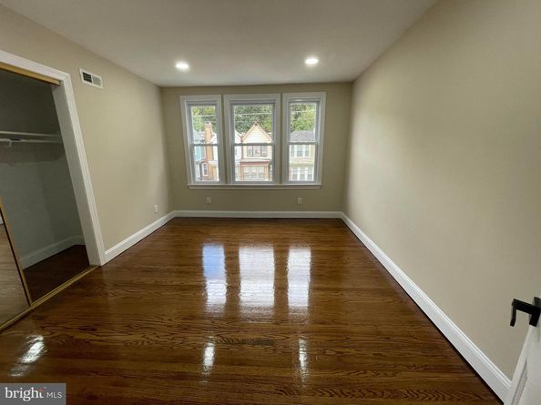 5038 Stenton Avenue, Philadelphia PA 19144
