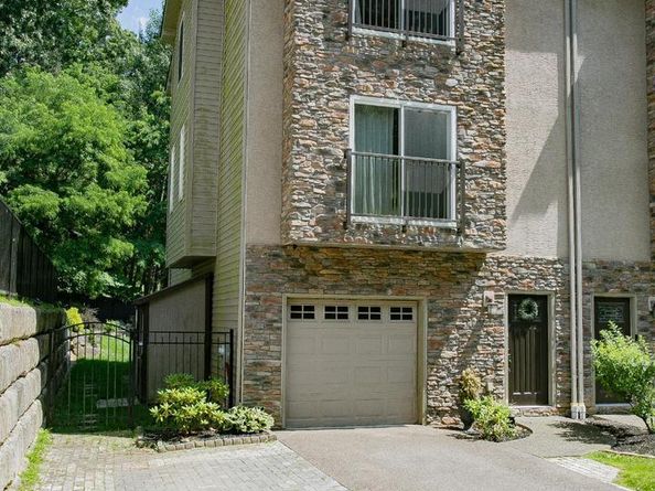 235 Paoli Avenue, Philadelphia PA 19128