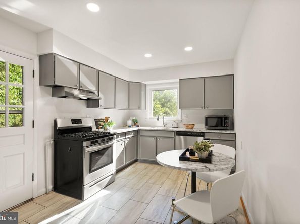 1119 16TH Street S, Arlington VA 22202