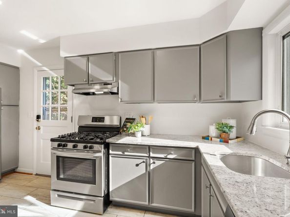 1119 16TH Street S, Arlington VA 22202