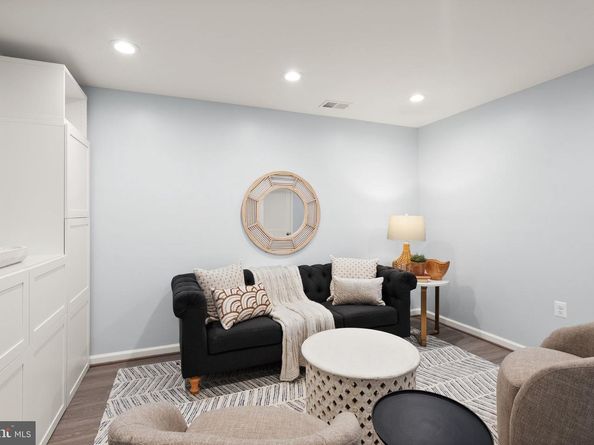 1119 16TH Street S, Arlington VA 22202
