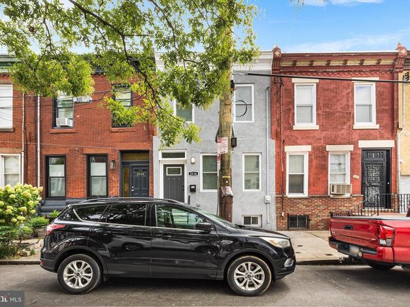 2236 Tasker Street, Philadelphia PA 19145