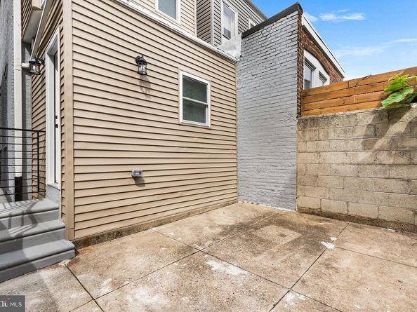 2236 Tasker Street, Philadelphia PA 19145