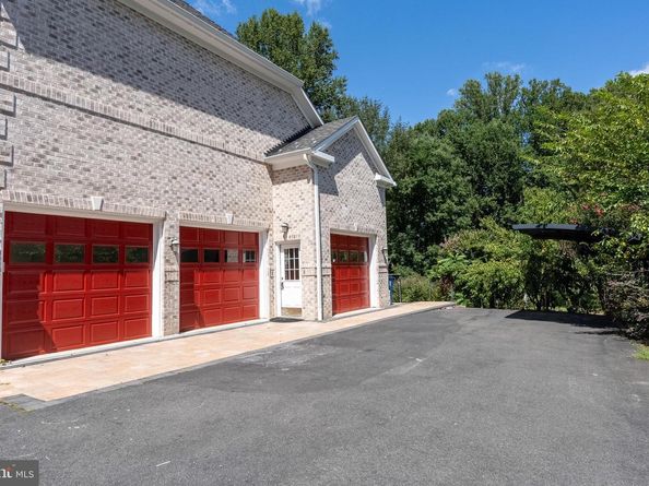 1619 Beulah Road, Vienna VA 22182