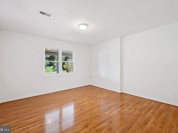 1619 Beulah Road, Vienna VA 22182