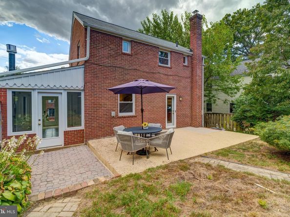 4841 1st Street S, Arlington VA 22204