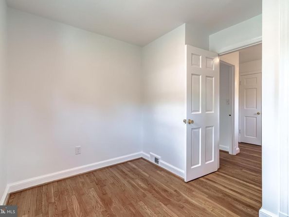4841 1st Street S, Arlington VA 22204