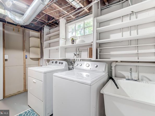 4841 1st Street S, Arlington VA 22204