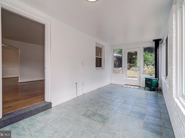 4841 1st Street S, Arlington VA 22204