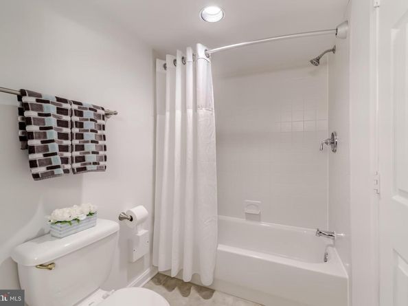 4841 1st Street S, Arlington VA 22204